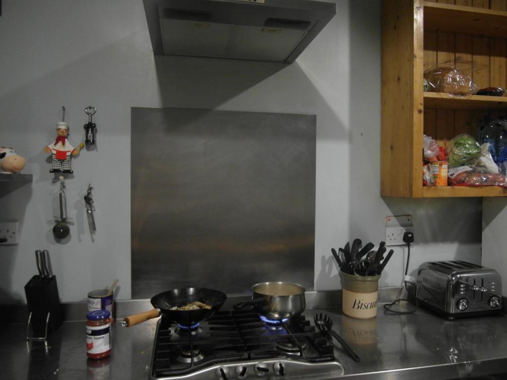 Macgabhainns Backpackers Hostel Kilkenny Esterno foto