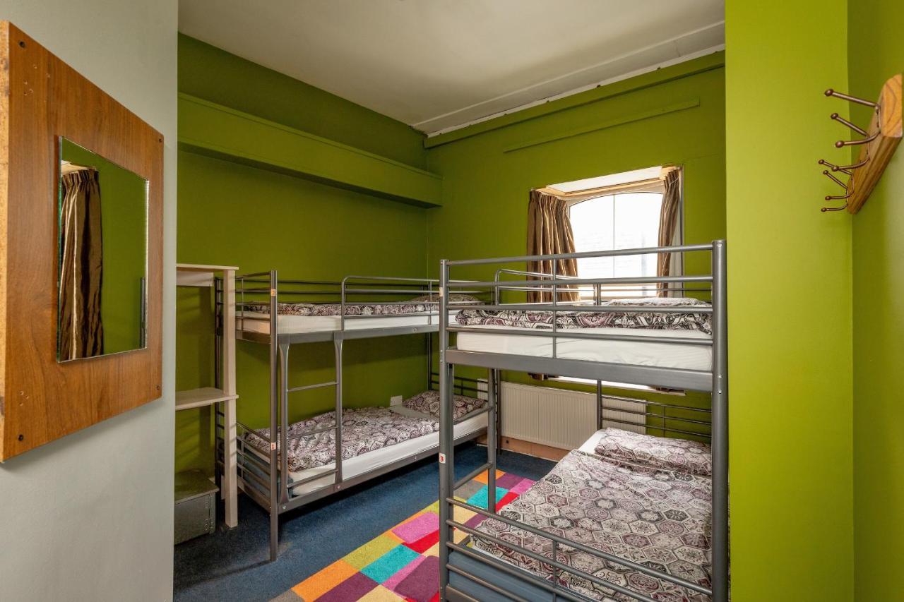 Macgabhainns Backpackers Hostel Kilkenny Esterno foto